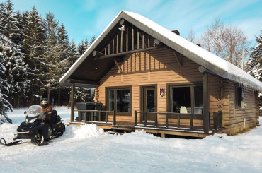Cottages for rent for Snowmobile in Quebec #00