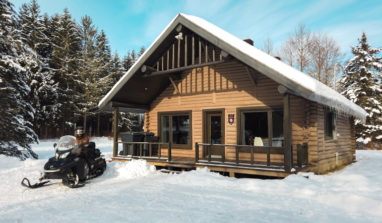 Cottages for rent for Snowmobile in Quebec #00