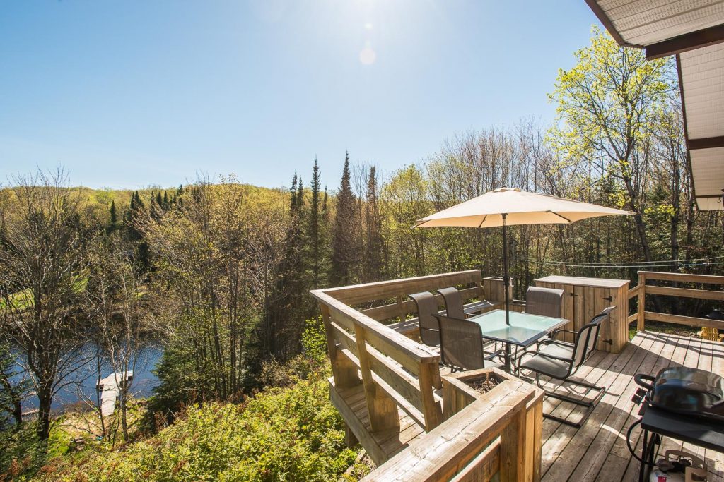 Waterfront cottages for rent for 4 people in Quebec #9