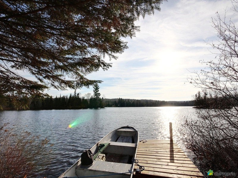 Waterfront cottages for rent in Laurentians #1