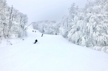 skiing in mount tremblant